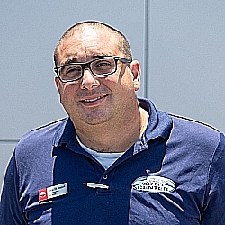 Photo of Tony Di Napoli
